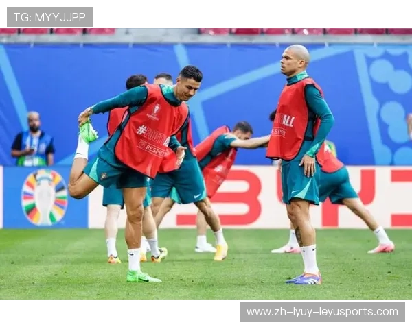 足球转会费不断刷新纪录是否扰乱了职业联赛赛事生态平衡